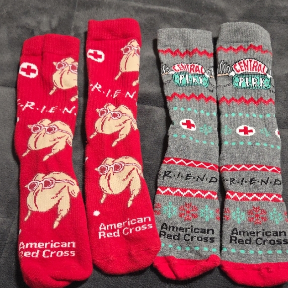 Accessories - American Red Cross Friends Socks Set
